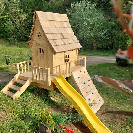 Brvnara Kraj Dunava Zelena Oaza Banostor Ngoại thất bức ảnh